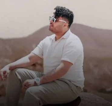 دانلود آهنگ اومده قند و عسل آخ سلام علیکم تویی خود ضرب المثل امید عقابی